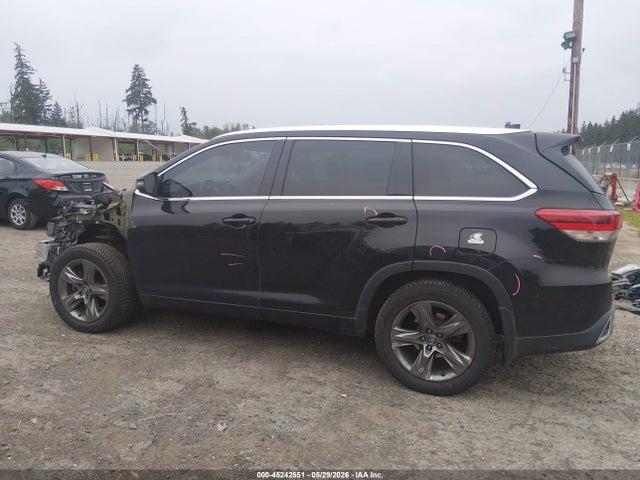 45242551 :رقم المزاد ، 5TDDZRFH3JS870266 vin ، 2018 Toyota Highlander Limited Platinum مزاد بيع