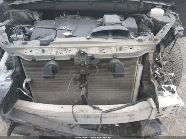 45242551 :رقم المزاد ، 5TDDZRFH3JS870266 vin ، 2018 Toyota Highlander Limited Platinum مزاد بيع