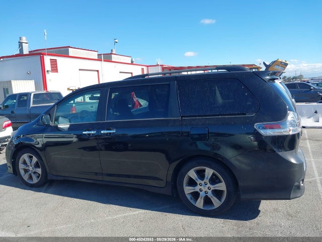 Продаж на аукціоні авто 2013 Toyota Sienna Se 8 Passenger, vin: 5TDXK3DC4DS392160, номер лоту: 45242553