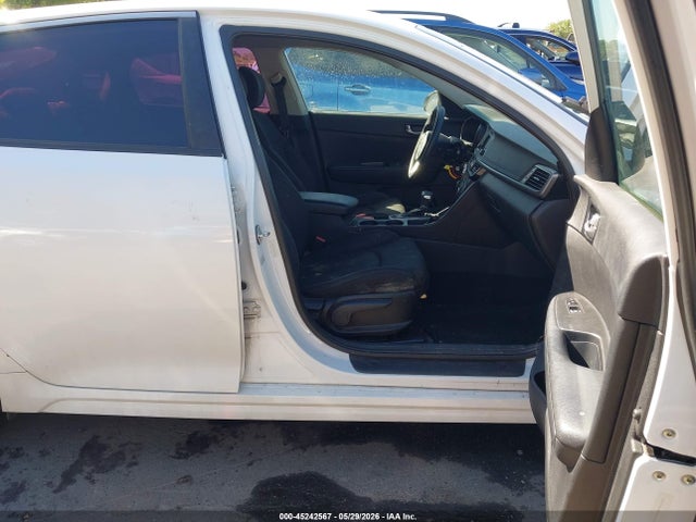 5XXGT4L38GG063780 KIA Optima Lx