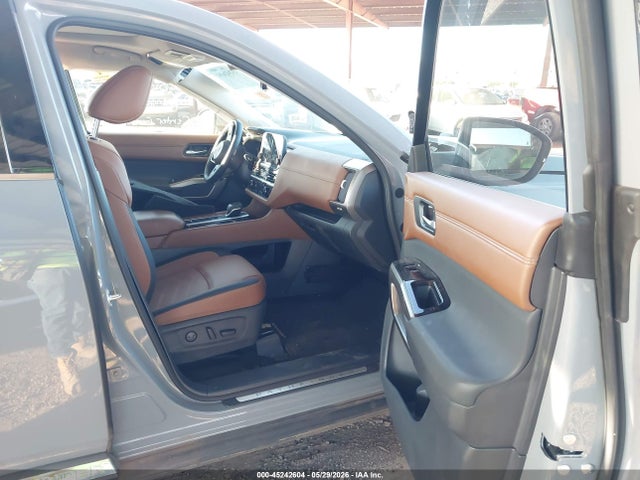 5N1DR3DH9SC243750 Nissan Pathfinder Platinum Fwd