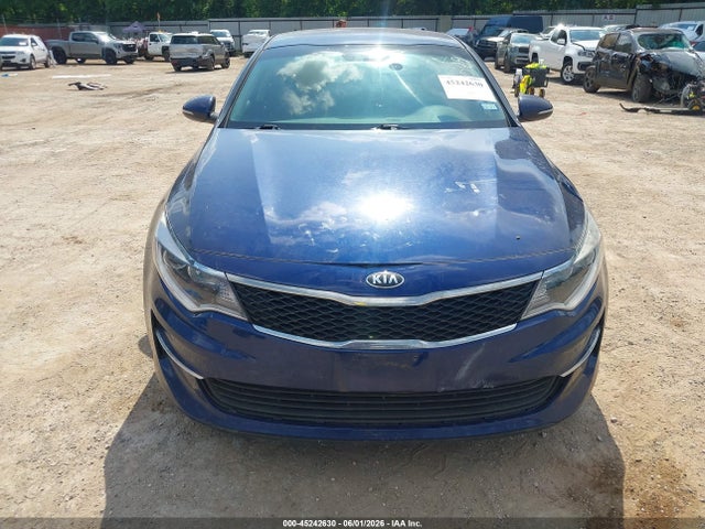 5XXGT4L32JG217049 KIA Optima Lx
