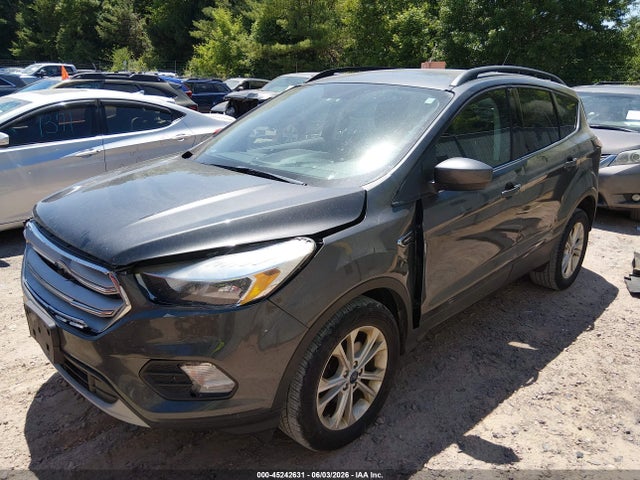 Продажа на аукционе авто 2018 Ford Escape Se, vin: 1FMCU9GD8JUB99173, номер лота: 45242631