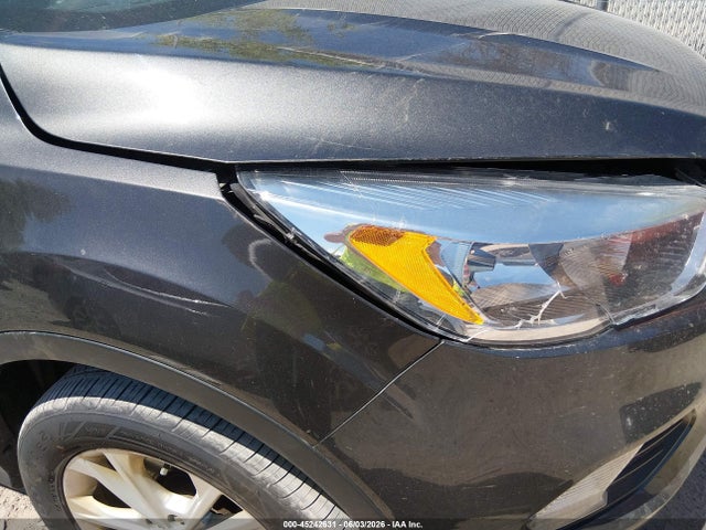 Продажа на аукционе авто 2018 Ford Escape Se, vin: 1FMCU9GD8JUB99173, номер лота: 45242631