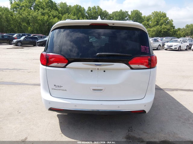 2018 Chrysler Pacifica Touring L მანქანა იყიდება აუქციონზე, vin: 2C4RC1BG1JR290464, აუქციონის ნომერი: 45242670
