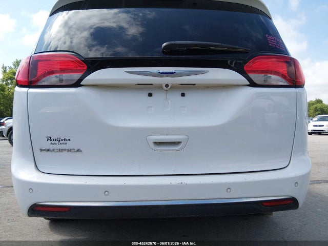2018 Chrysler Pacifica Touring L მანქანა იყიდება აუქციონზე, vin: 2C4RC1BG1JR290464, აუქციონის ნომერი: 45242670