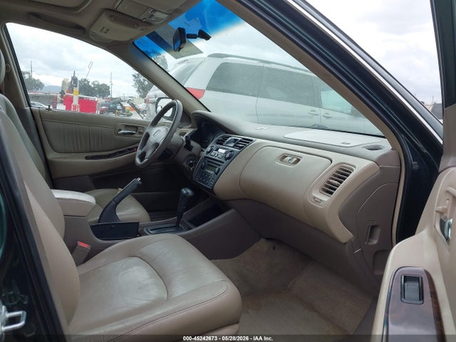 45242673 :رقم المزاد ، 1HGCG1653YA100859 vin ، 2000 Honda Accord 3.0 Ex مزاد بيع