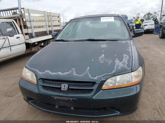 45242673 :رقم المزاد ، 1HGCG1653YA100859 vin ، 2000 Honda Accord 3.0 Ex مزاد بيع