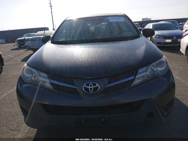 Toyota RAV4 LE 2015 JTMZFREVXFJ047490 Image 12