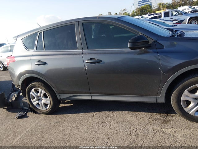 Toyota RAV4 LE 2015 JTMZFREVXFJ047490 Image 13