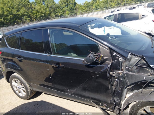 Продажа на аукционе авто 2019 Ford Escape Se, vin: 1FMCU9GD4KUB24066, номер лота: 45242693