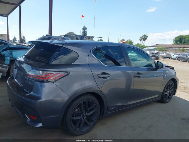 Lexus CT 200H 2015 JTHKD5BH1F2212009 Image 13