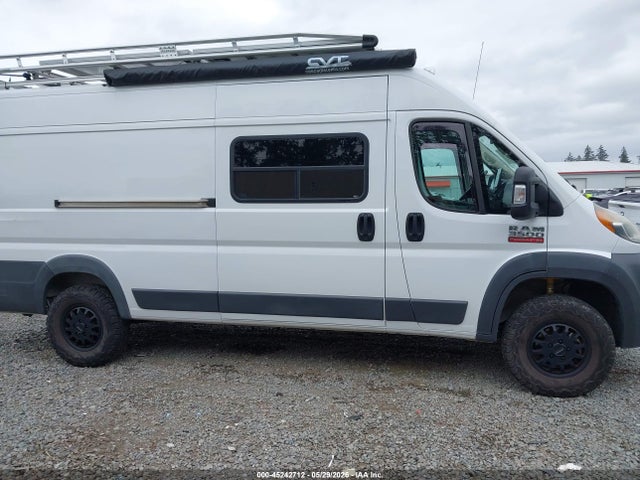 3C6URVJG7JE125805 RAM Promaster 3500 Cargo Van High Roof 159 Wb Ext
