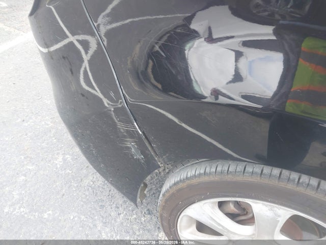 45242736 :رقم المزاد ، KMHDH4AE5DU627492 vin ، 2013 Hyundai Elantra Limited مزاد بيع