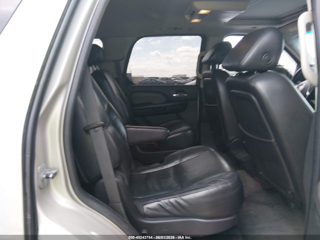 Auction sale of the 2007 Cadillac Escalade Standard, vin: 1GYFK63877R336625, lot number: 45242754
