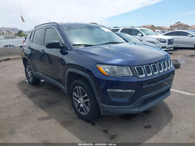 2019 3C4NJDAB8KT599522 main image