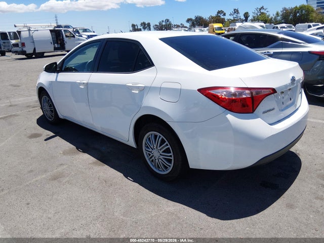 Toyota COROLLA LE 2017 5YFBURHE7HP722553 Image 3