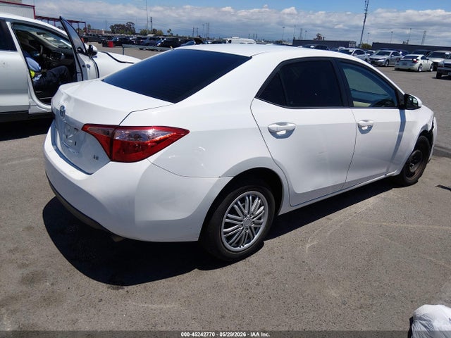 Toyota COROLLA LE 2017 5YFBURHE7HP722553 Image 4