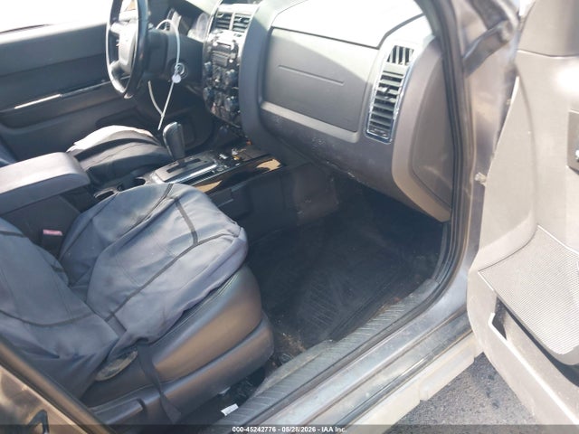 45242776 :رقم المزاد ، 1FMCU94G89KB02155 vin ، 2009 Ford Escape Limited مزاد بيع