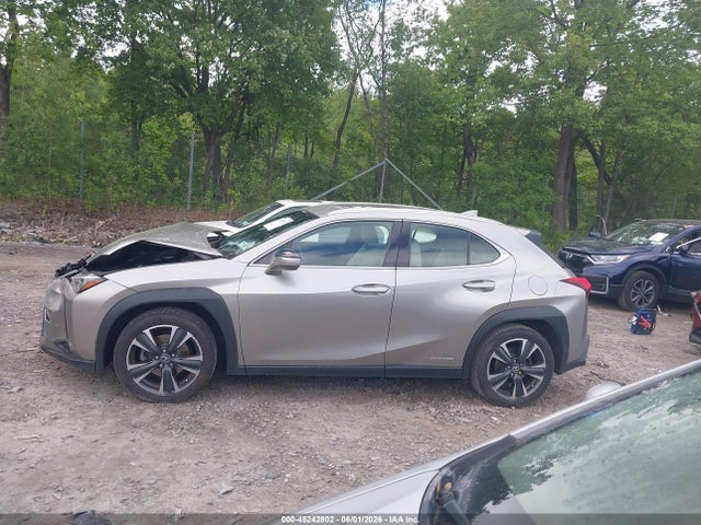 2020 Lexus Ux 250h მანქანა იყიდება აუქციონზე, vin: JTHP9JBH9L2035799, აუქციონის ნომერი: 45242802