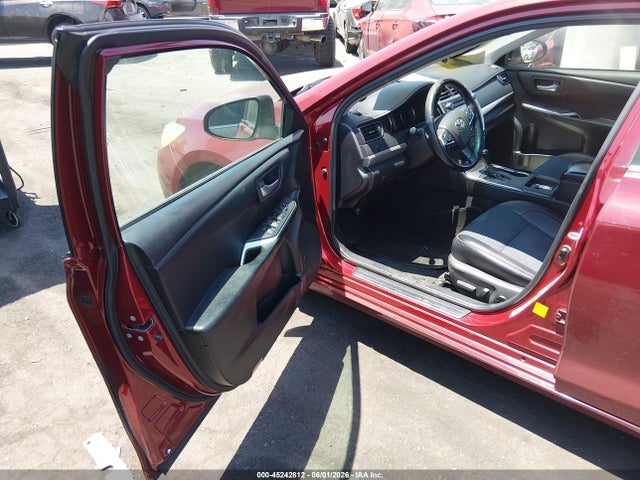 4T1BF1FK3FU974462 Toyota CAMRY SE