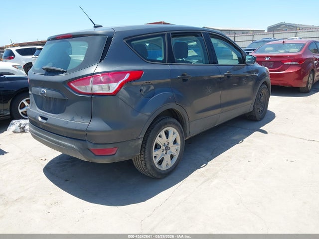 Продаж на аукціоні авто 2016 Ford Escape S, vin: 1FMCU0F71GUB46945, номер лоту: 45242841