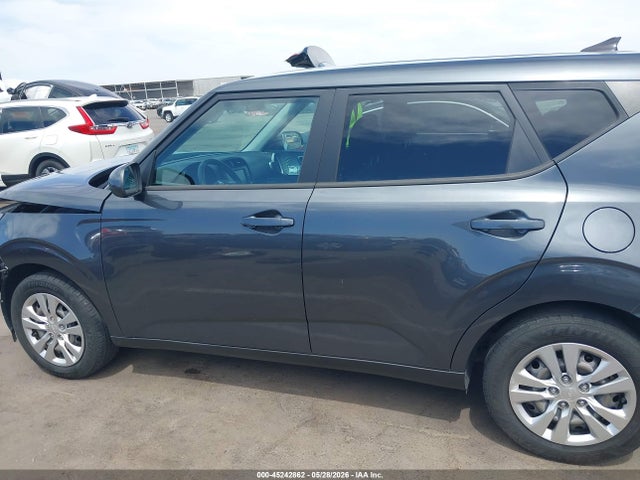 2022 Kia Soul Lx მანქანა იყიდება აუქციონზე, vin: KNDJ23AU1N7802072, აუქციონის ნომერი: 45242862