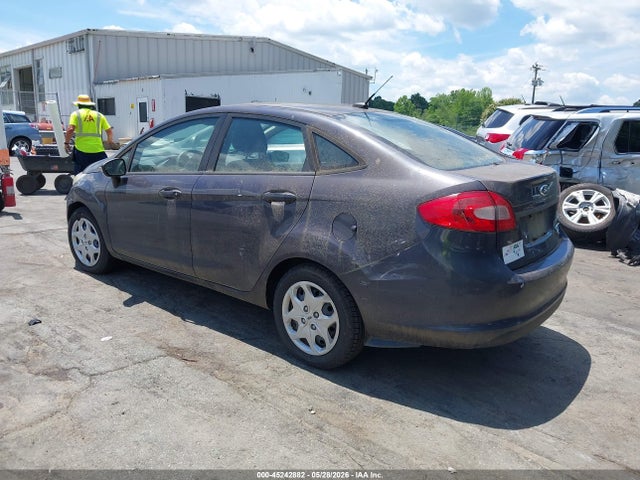 45242882 :رقم المزاد ، 3FADP4BJ4DM161888 vin ، 2013 Ford Fiesta Se مزاد بيع