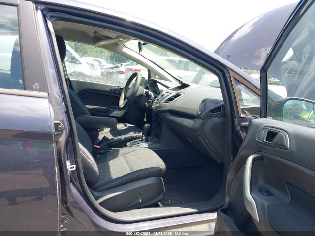 45242882 :رقم المزاد ، 3FADP4BJ4DM161888 vin ، 2013 Ford Fiesta Se مزاد بيع