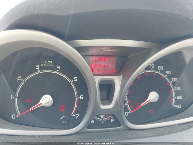 45242882 :رقم المزاد ، 3FADP4BJ4DM161888 vin ، 2013 Ford Fiesta Se مزاد بيع