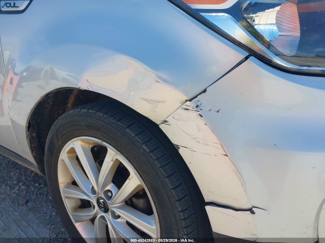 KNDJP3A55H7477540 KIA SOUL +