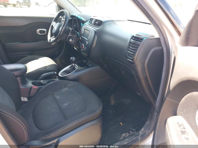 KNDJP3A55H7477540 KIA SOUL +