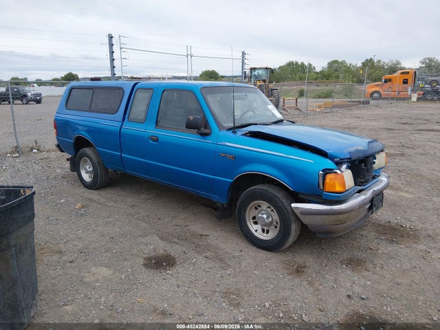 45242884 :رقم المزاد ، 1FTCR14A2TPB55849 vin ، 1996 Ford Ranger Super Cab مزاد بيع