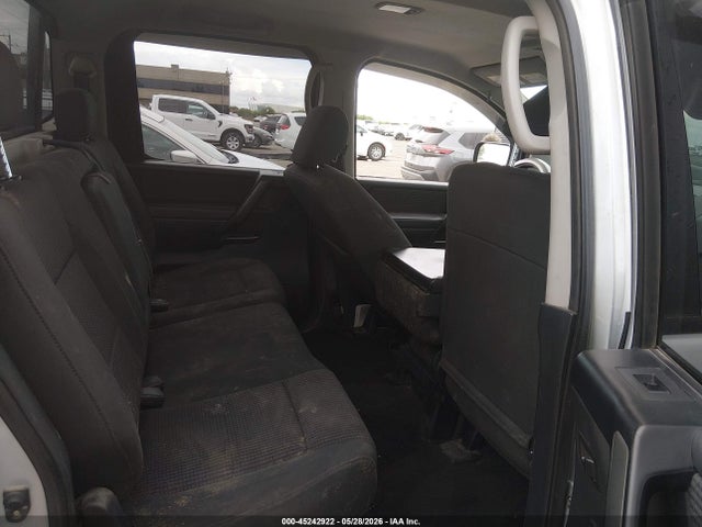 2011 Nissan Titan Sv მანქანა იყიდება აუქციონზე, vin: 1N6AA0EJ5BN320078, აუქციონის ნომერი: 45242922
