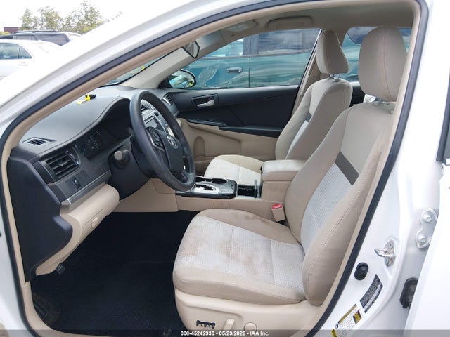 45242930 :رقم المزاد ، 4T1BF1FK4CU182476 vin ، 2012 Toyota Camry Le مزاد بيع
