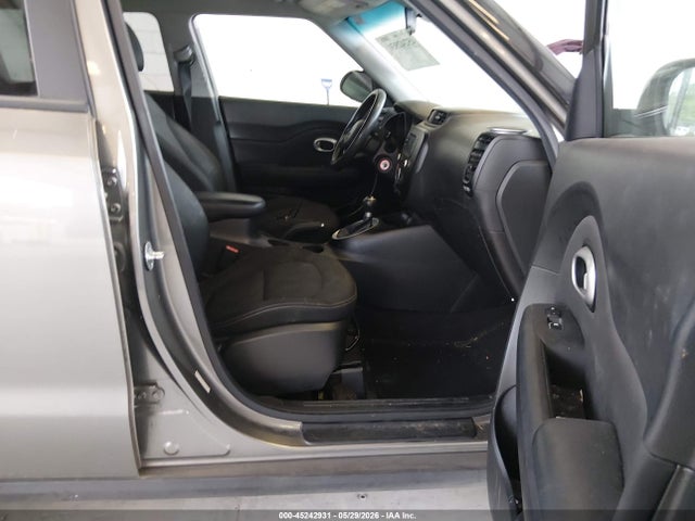 KIA SOUL + 2017 KNDJP3A51H7477907 Image 5