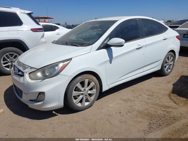 2013 Hyundai Accent Gls მანქანა იყიდება აუქციონზე, vin: KMHCU4AE3DU461979, აუქციონის ნომერი: 45242941