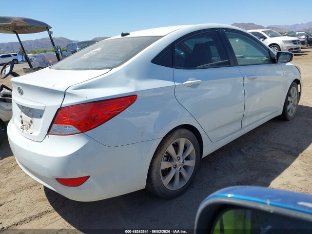2013 Hyundai Accent Gls მანქანა იყიდება აუქციონზე, vin: KMHCU4AE3DU461979, აუქციონის ნომერი: 45242941