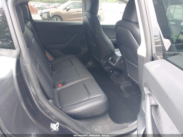 Продажа на аукционе авто 2024 Tesla Model Y Long Range Dual Motor All-wheel Drive, vin: 7SAYGDEE7RF034139, номер лота: 45242953
