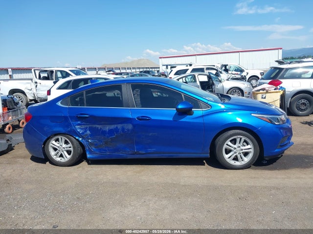 1G1BE5SM2J7224752 Chevrolet Cruze Lt Auto