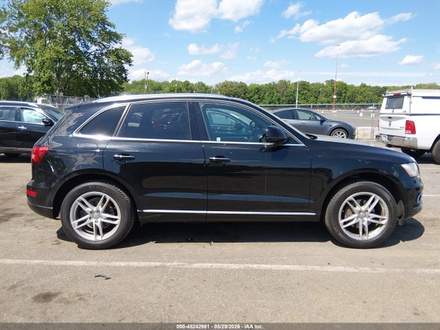 Auction sale of the 2017 Audi Q5 2.0t Premium, vin: WA1L2AFP6HA084293, lot number: 45242961