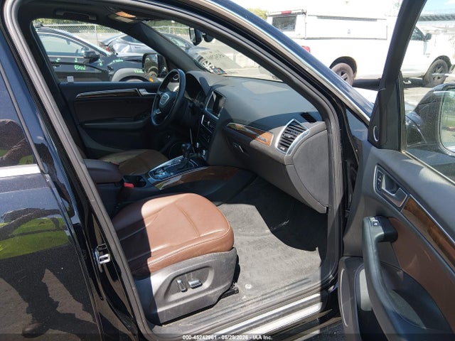 Auction sale of the 2017 Audi Q5 2.0t Premium, vin: WA1L2AFP6HA084293, lot number: 45242961