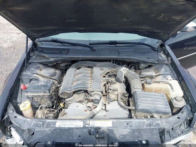 45242962 :رقم المزاد ، 2C3CA5CV0AH330656 vin ، 2010 Chrysler 300 Touring/signature Series/executive Series مزاد بيع