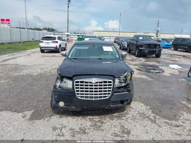 45242962 :رقم المزاد ، 2C3CA5CV0AH330656 vin ، 2010 Chrysler 300 Touring/signature Series/executive Series مزاد بيع