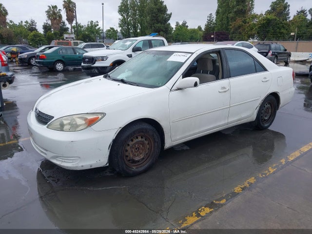 2003 Toyota Camry Le მანქანა იყიდება აუქციონზე, vin: 4T1BE32K53U141603, აუქციონის ნომერი: 45242984