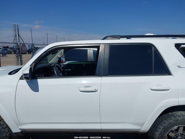 Продаж на аукціоні авто 2021 Toyota 4runner Trd Off Road Premium, vin: JTERU5JR2M5866440, номер лоту: 45242990