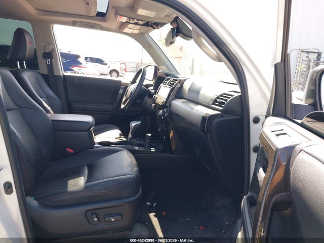 Продаж на аукціоні авто 2021 Toyota 4runner Trd Off Road Premium, vin: JTERU5JR2M5866440, номер лоту: 45242990