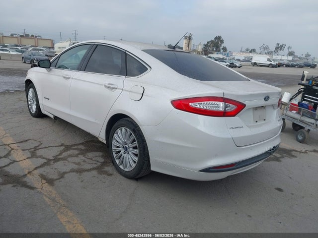 45242996 :رقم المزاد ، 3FA6P0LU4DR371615 vin ، 2013 Ford Fusion Hybrid Se مزاد بيع