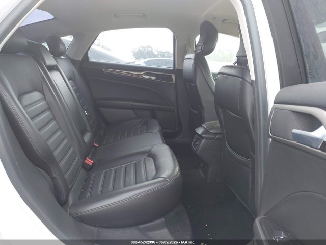 45242996 :رقم المزاد ، 3FA6P0LU4DR371615 vin ، 2013 Ford Fusion Hybrid Se مزاد بيع