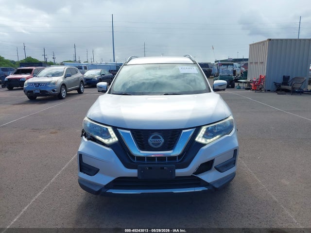 45243013 :رقم المزاد ، 5N1AT2MT5JC716142 vin ، 2018 Nissan Rogue Sv مزاد بيع